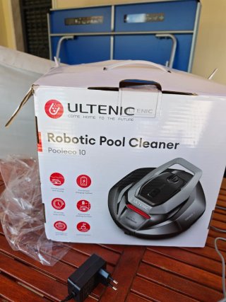Robot pulisci piscina ULΤENIC