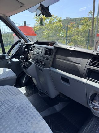 Ford Transit 2012
