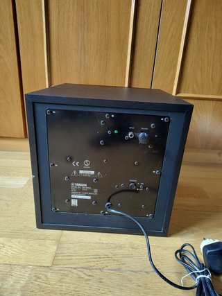 Subwoofer Yamaha NS-SW40 Negro