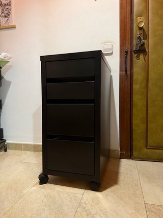 Escritorio y cajonera Ikea negro
