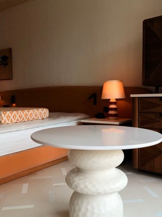 Mesa pedestal mármol natural diseño hotel