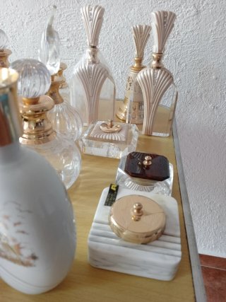 Lote Perfumeros, Joyero y Polveras Vintage
