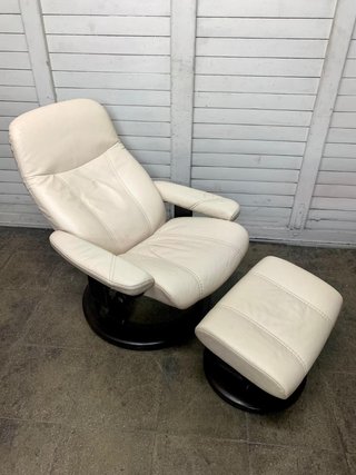 Sillón Stressless Consul Beige Cuero.