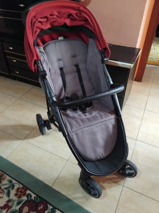 Carro de paseo para bebé baby monsters