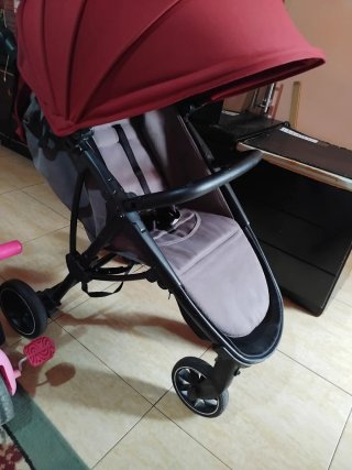 Carro de paseo para bebé baby monsters