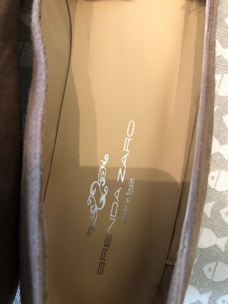 Zapatos ante topo con pedrería