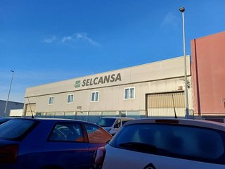 Nave industrial en alquiler en Peñacastillo - Nueva Montaña en Santander