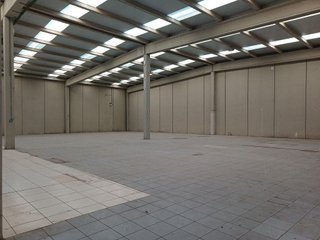 Nave industrial en alquiler en Peñacastillo - Nueva Montaña en Santander