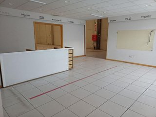 Nave industrial en alquiler en Peñacastillo - Nueva Montaña en Santander