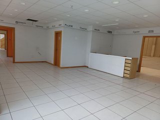 Nave industrial en alquiler en Peñacastillo - Nueva Montaña en Santander
