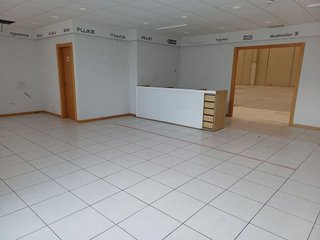 Nave industrial en alquiler en Peñacastillo - Nueva Montaña en Santander