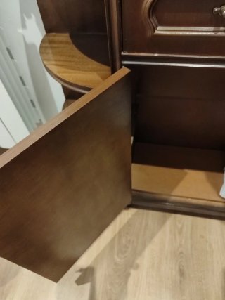 Mueble de entrada madera y mármol.