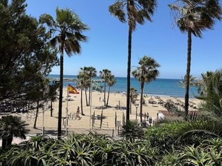 Piso en alquiler en Los Jardines de Marbella - La Ermita en Marbella