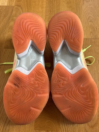 Zapatillas Puma Verde y Naranja Adrenalite