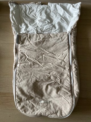 Saco cuco beige lunares blanco Pasito a Pasito