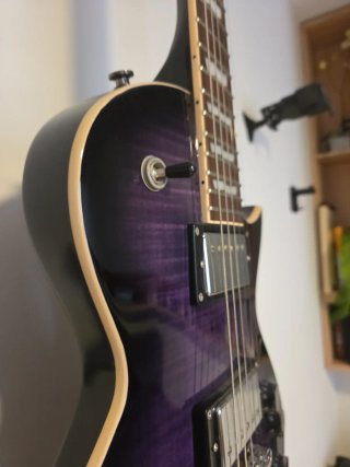 Guitarra Eléctrica LTD tipo Les Paul Morado