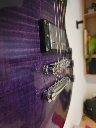 Guitarra Eléctrica LTD tipo Les Paul Morado