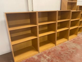 Estanterías de madera gran capacidad