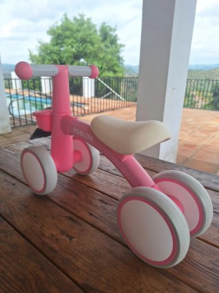Bicicleta de aprendizaje rosa