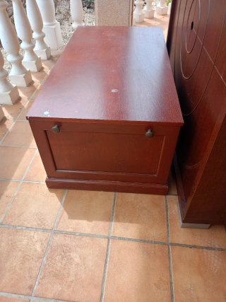 Mueble TV alto y rinconero madera