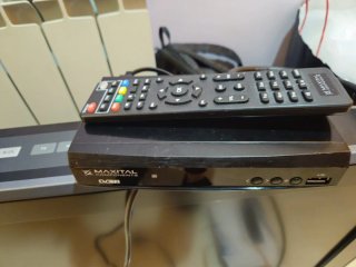 Televisor 32" Panasonic Viera Negro + adaptador