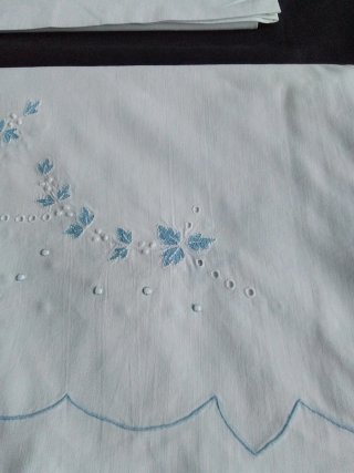 Juego de cama antiguo algodón bordado
