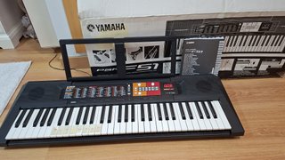 Teclado Yamaha PSR-F51