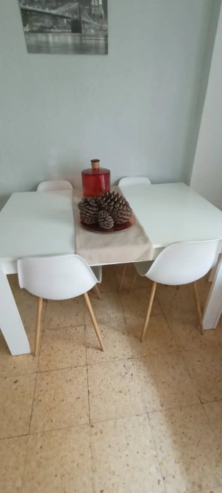 Mesa comedor blanco brillo extensible