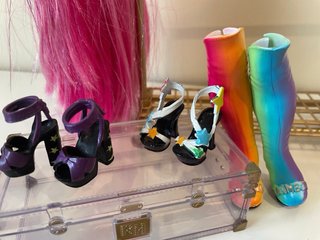 Rainbow High Fashion Studio Muñeca