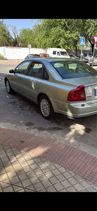 Volvo S80 2004