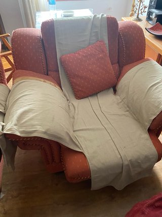 Dos sillones de tela