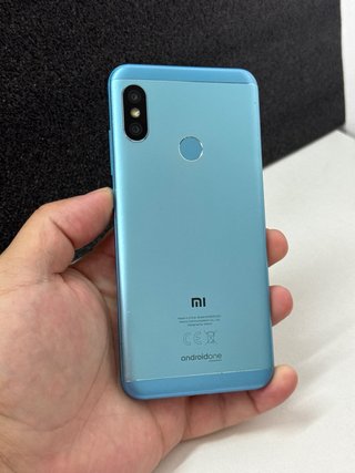 Xiaomi Mi A2 Lite 64Gb