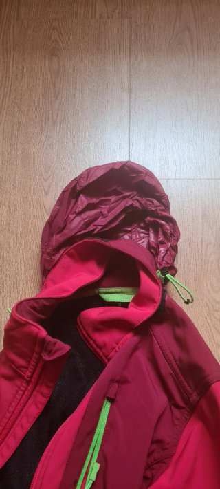 Chaqueta Softshell Rosa y Granate