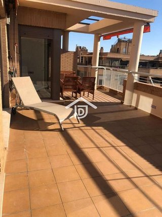Ático en alquiler en Sant Pau en Valencia
