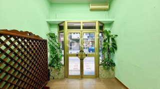 Local comercial en alquiler en Carranque - Haza Cuevas en Málaga