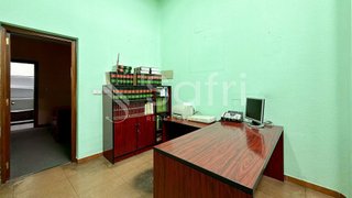 Local comercial en alquiler en Carranque - Haza Cuevas en Málaga