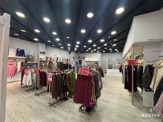 Local comercial en alquiler en San Pedro de Deusto-La Ribera en Bilbao