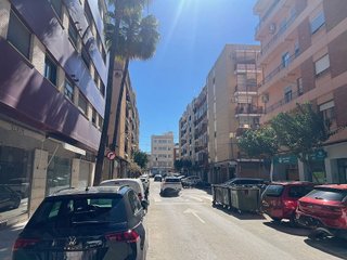 Local comercial en alquiler en Catarroja