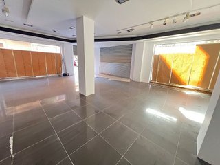 Local comercial en alquiler en Catarroja