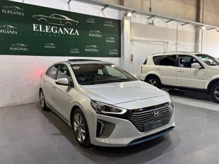 Hyundai IONIQ  unico propietario todos los extras