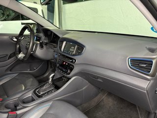 Hyundai IONIQ  unico propietario todos los extras