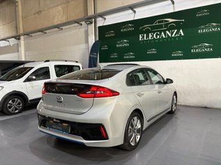 Hyundai IONIQ  unico propietario todos los extras