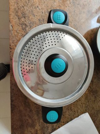 Cacerola y sartén con tapa