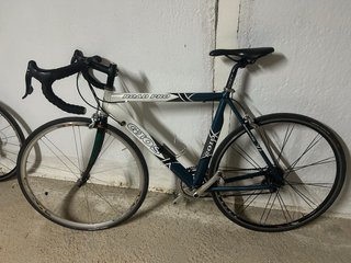 Bicicleta de carretera GIOS ROAD PRO