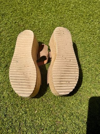 Sandalias esparto beige
