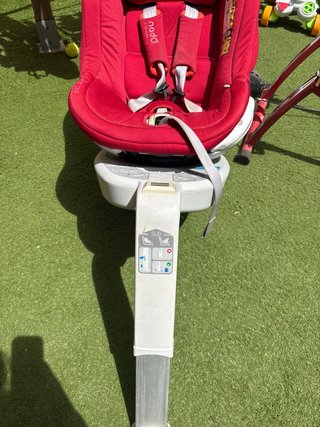 Silla de coche para bebé O3 Roja