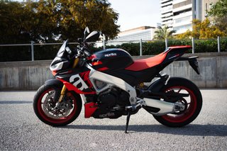 Aprilia Tuono V4 Factory 2021