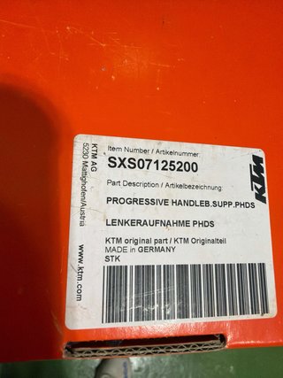 Sistema de amortiguacion progresiva de manillar.