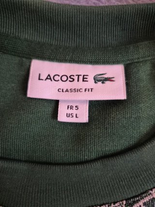 Camiseta Lacoste Classic Fit Estampada