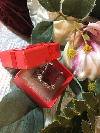 Anillo Piedra cristal Granate Chevalier